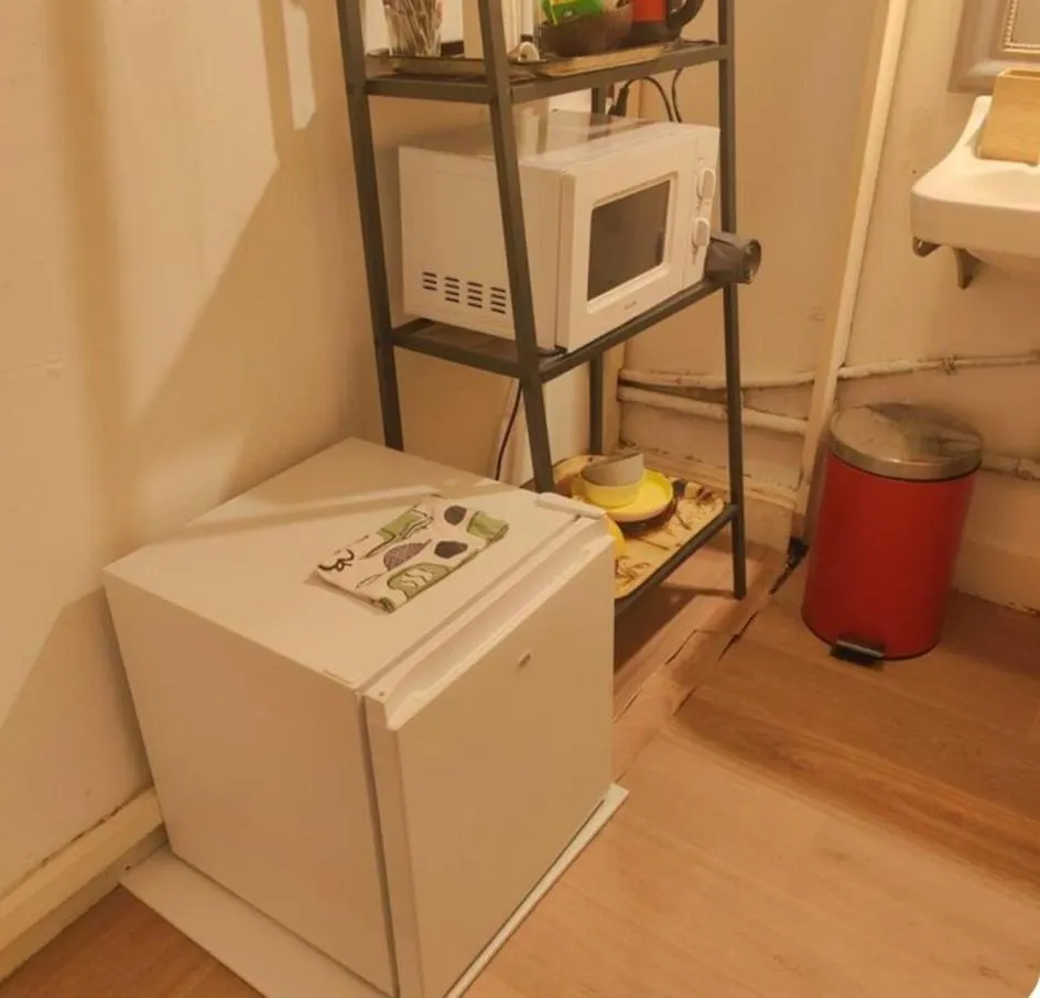 Homestay Central Room In Paris France