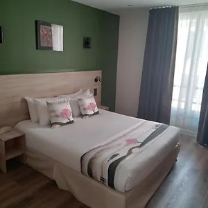 Modern Est Hotell